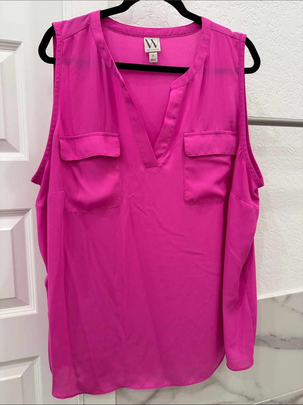 Worthington Sleeveless V-Neck Pocket Camisole in Hot Pink